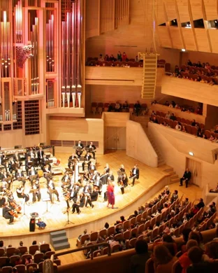 Outlander In Concert Riverside