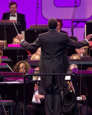 Hollywood Bowl Orchestra: Home Alone In Concert - Film With Live Orchestra
