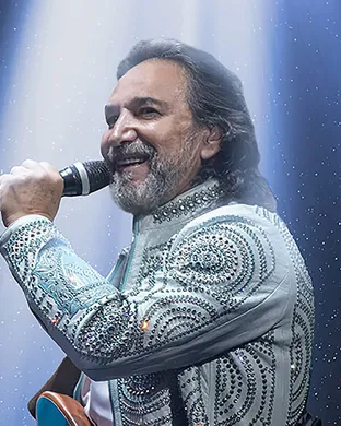 Marco Antonio Solis Highland