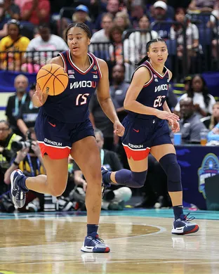 Uconn Huskies Women's Basketball Storrs Mansfield